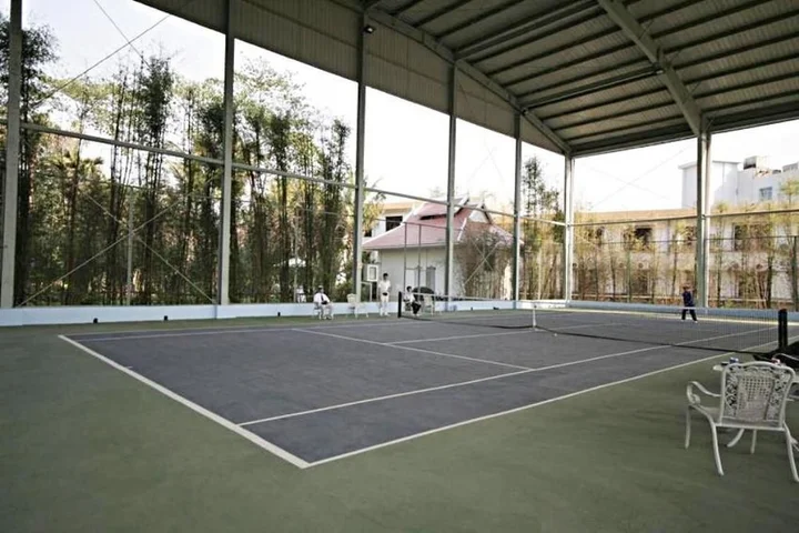 Цзинхун: New Tai Garden Hotel