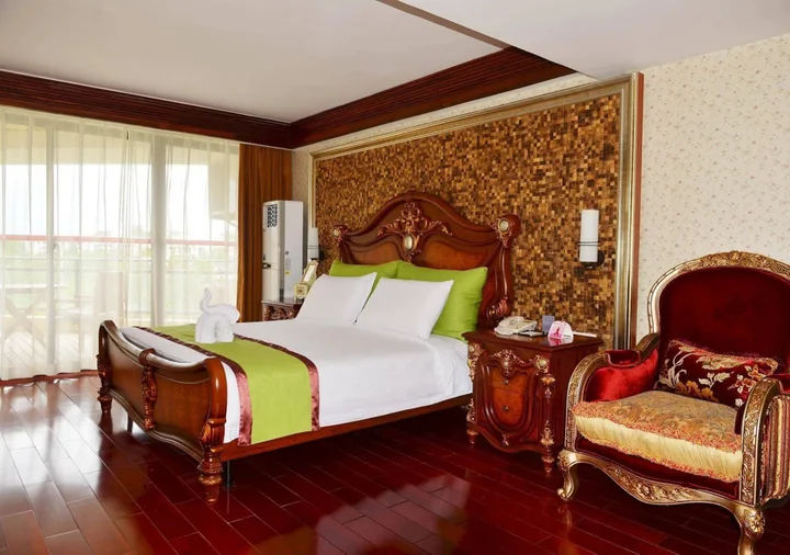 Ваньнин: Xinglong Old Banyan Hotel - Wanning
