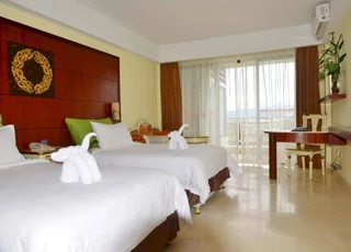 Ваньнин: Xinglong Old Banyan Hotel - Wanning
