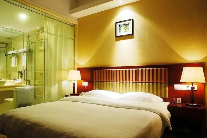 Наньнин: Bronze Drums Grand Hotel