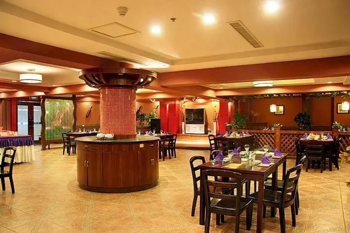 Шаоксинг: Shaoxing Dynasty Hotel