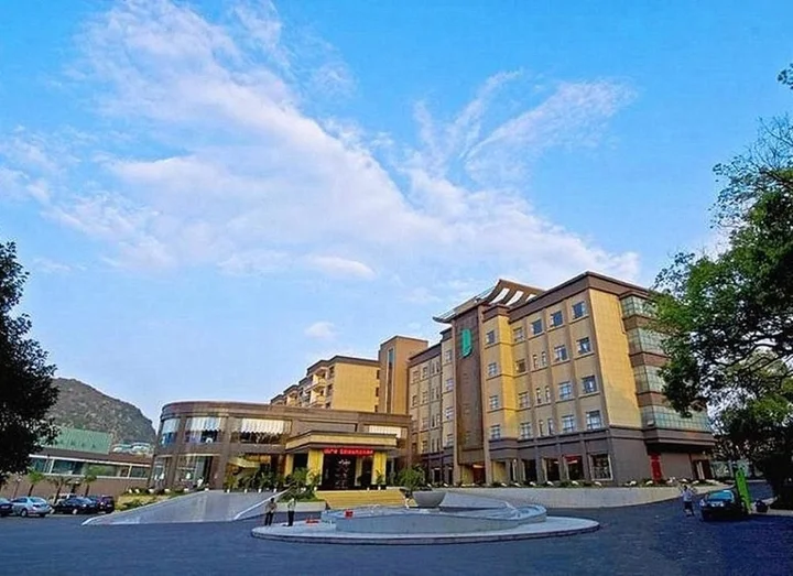 Гуйлинь: Dazheng Hot Spring Holiday