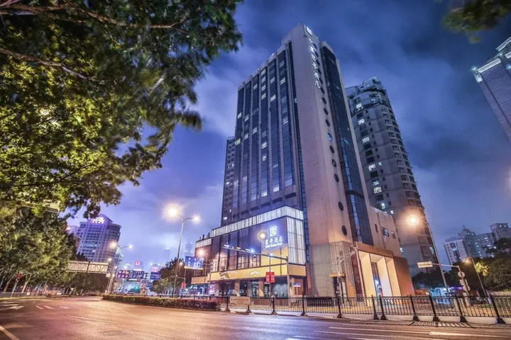 Чунцин: World Traders Hotel Chongqing