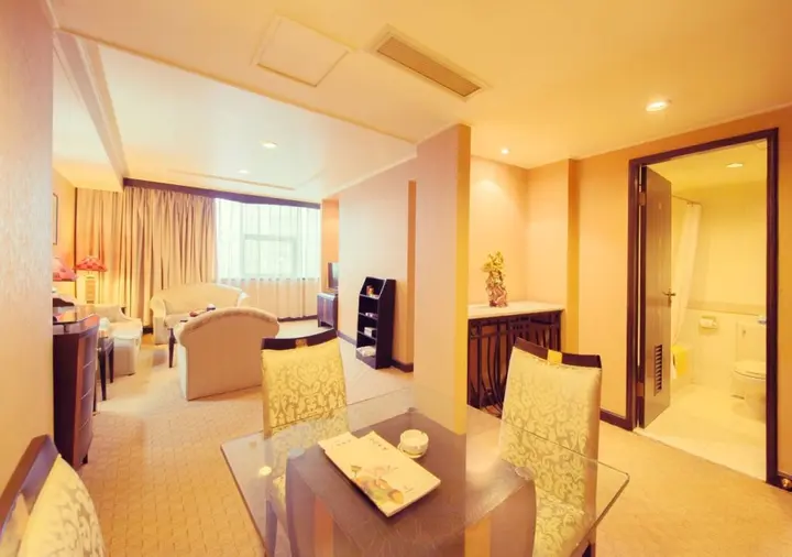 Чунцин: World Traders Hotel Chongqing