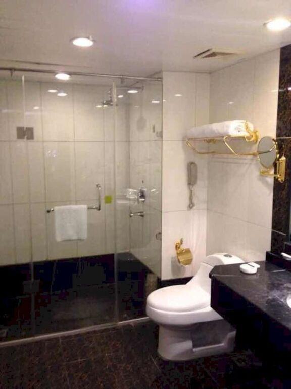 Цзинхун: Xishuangbanna Golden Zone Hotel