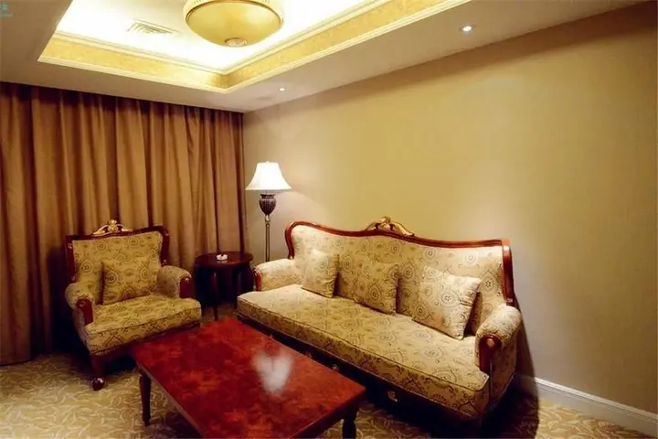 Хуайань: Dingli International Hotel