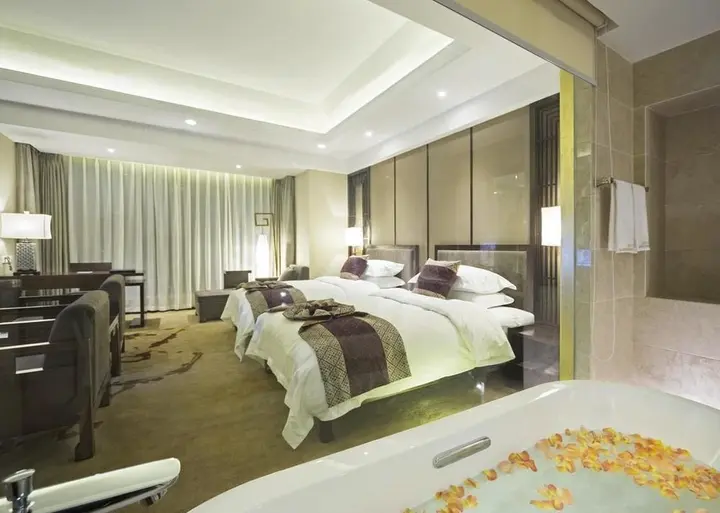 Баошань: Solo Wandering Hot Spring Hotel