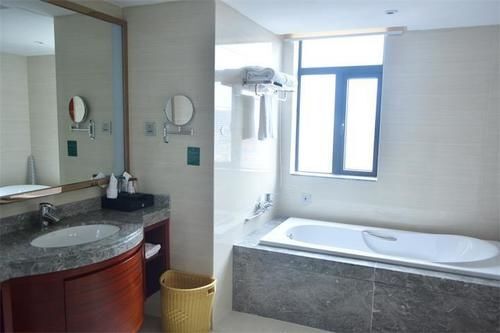 Фошань: Longjiang Langham Hotel