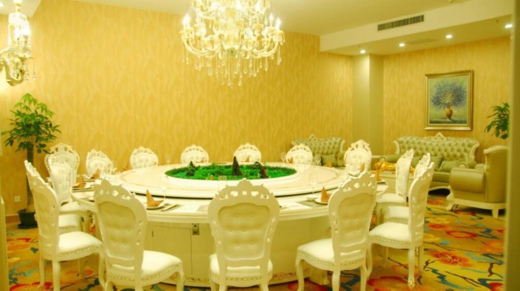 Бэйхай: Vienna International Hotel Beihai Beibuwan Square Branch