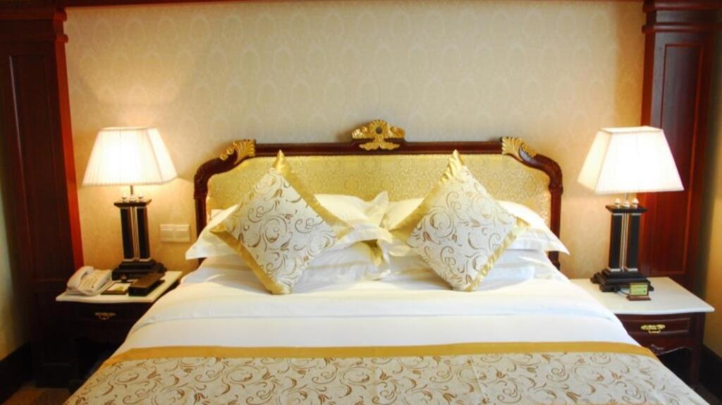 Бэйхай: Vienna International Hotel Beihai Beibuwan Square Branch