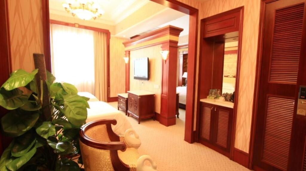 Бэйхай: Vienna International Hotel Beihai Beibuwan Square Branch
