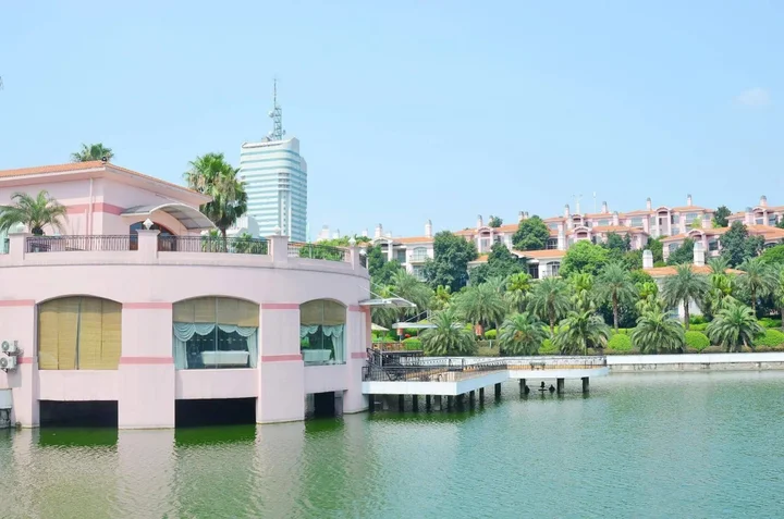 Чанша: Changsha St-tropez Hotel