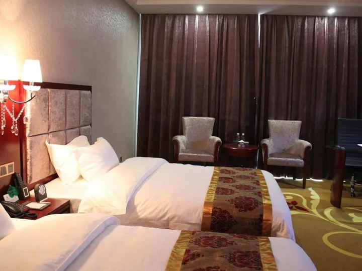 Чанша: Foresoaring Hotel