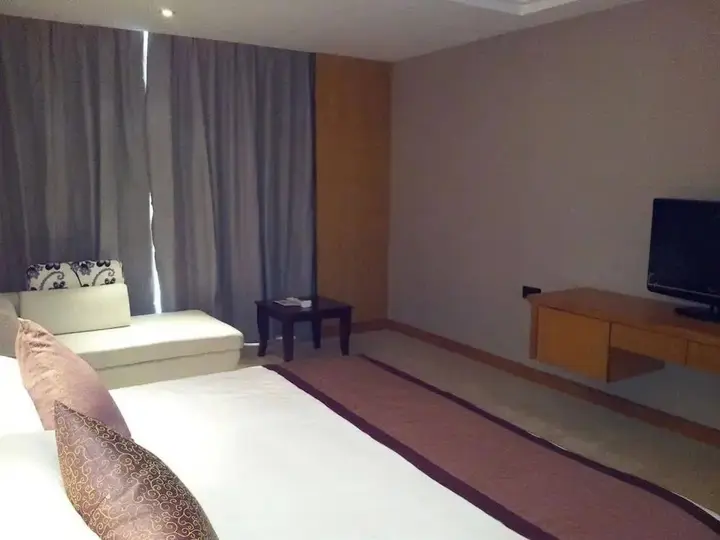 Ляньюньган: Lianyungang Century Fate International Hotel