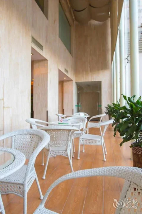 Чжаоцин: Zhaoqing Shanshui Fashion Hotel Xijiang Road Branch