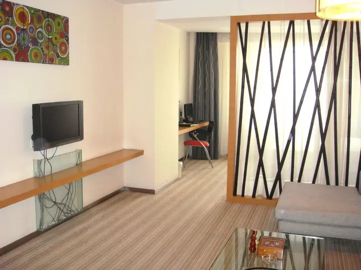 Чжаоцин: Zhaoqing Shanshui Fashion Hotel Xijiang Road Branch