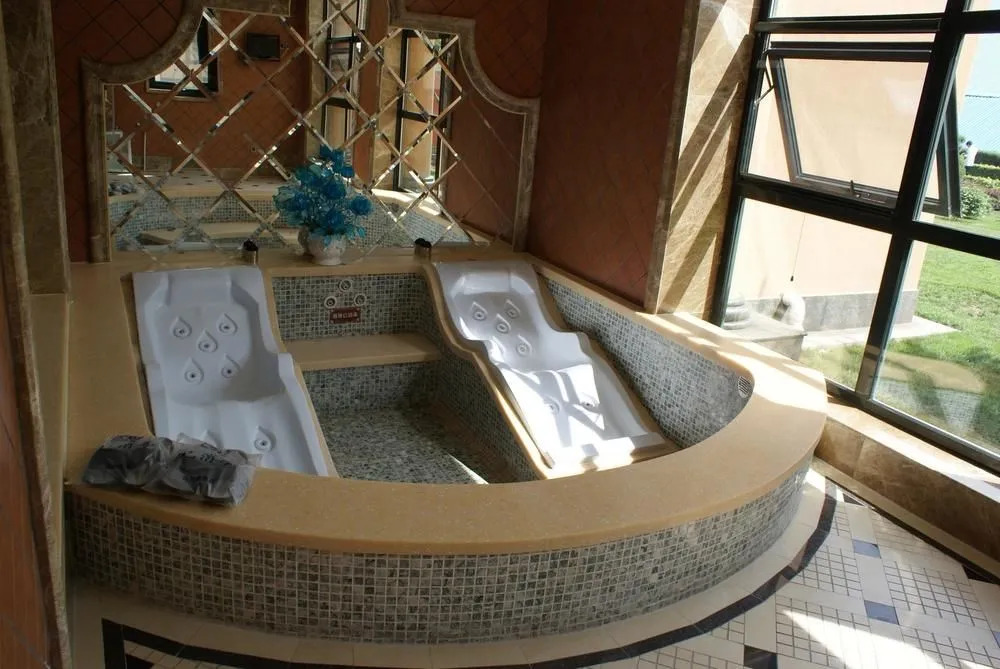 Пекин: Beijing Floral Plaza Hot Spring Hotel