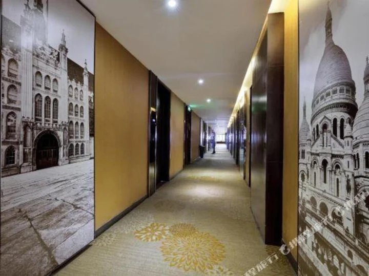 Чэнду: YJ Intl. Hotel