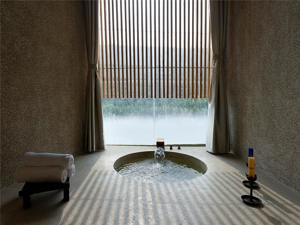 Лянфан: Bazhou MingTang Sun Moon Lake Hot Spring Hotel