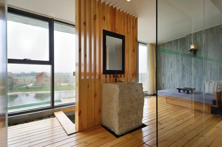 Лянфан: Bazhou MingTang Sun Moon Lake Hot Spring Hotel