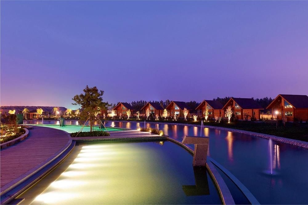 Лянфан: Bazhou MingTang Sun Moon Lake Hot Spring Hotel