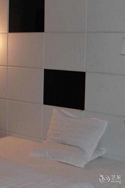 Цзиньюань: Sam Hotel