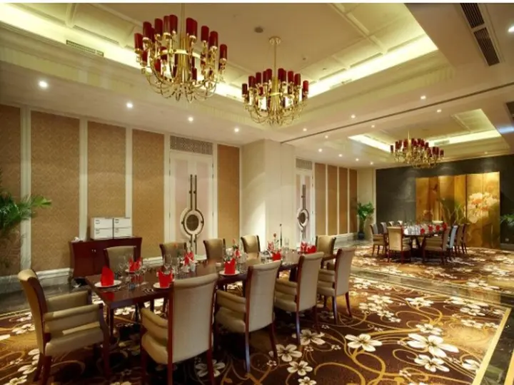 Уси: Wuxi Jinjiang Garden Hotel