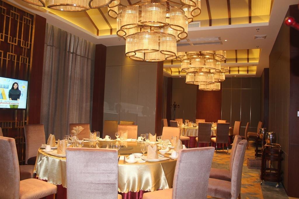 Цзиньюань: Lixin International Hotel