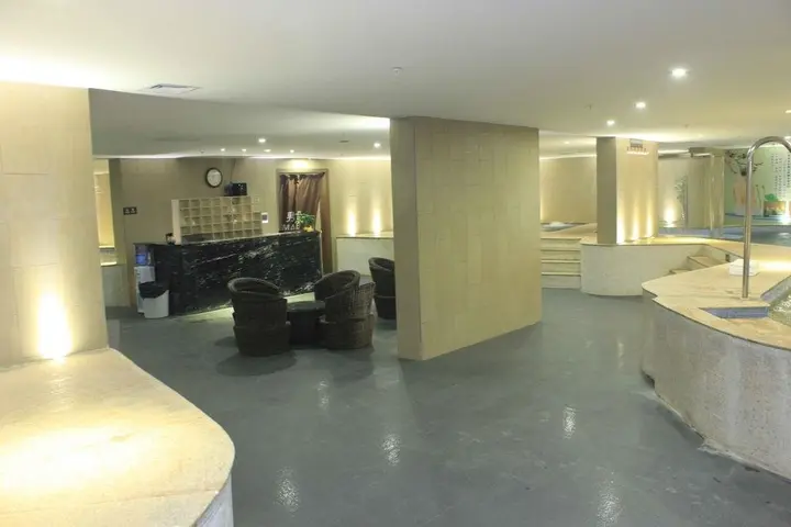 Цзиньюань: Lixin International Hotel