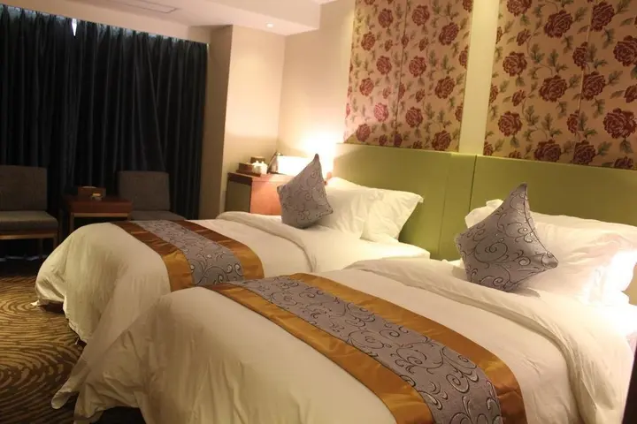 Цзиньюань: Lixin International Hotel