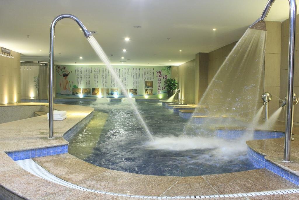 Цзиньюань: Lixin International Hotel