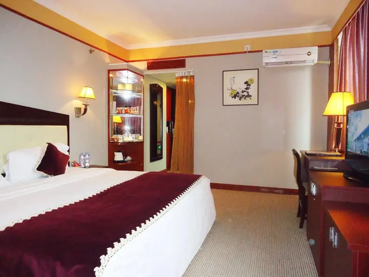 Чжухай: Dragon Union Hotel