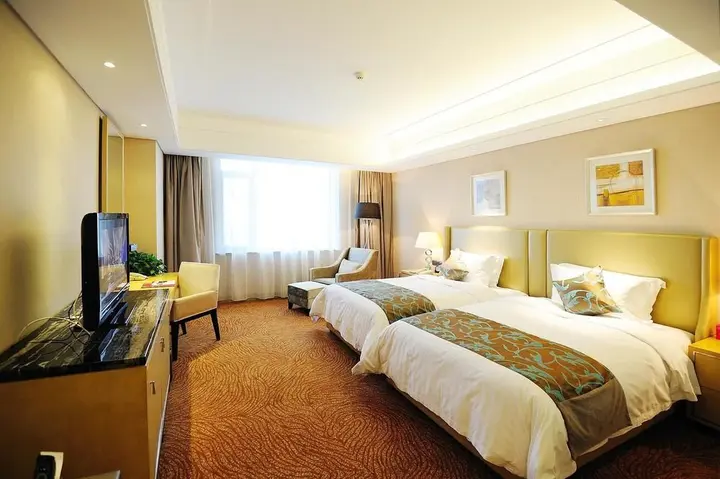 Паниин: Panjin Swish Hotel