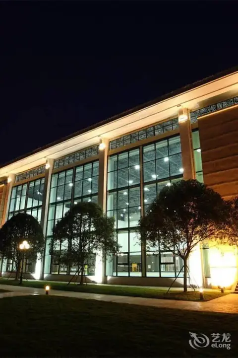 Цзиньюань: Qingyuan Hengda Hotel