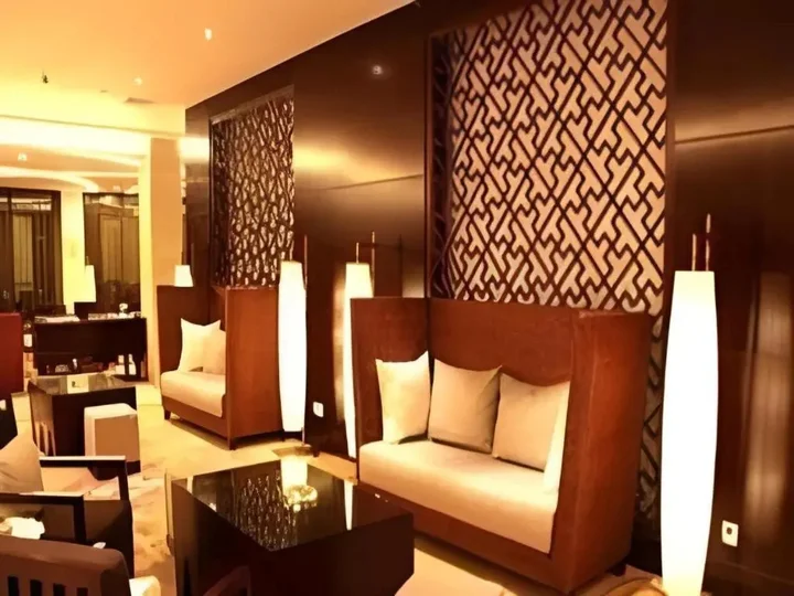 Шиянь: Wudang Mountains Jianguo Hotel
