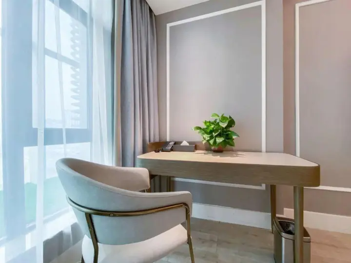 Синин: Yile Hotel