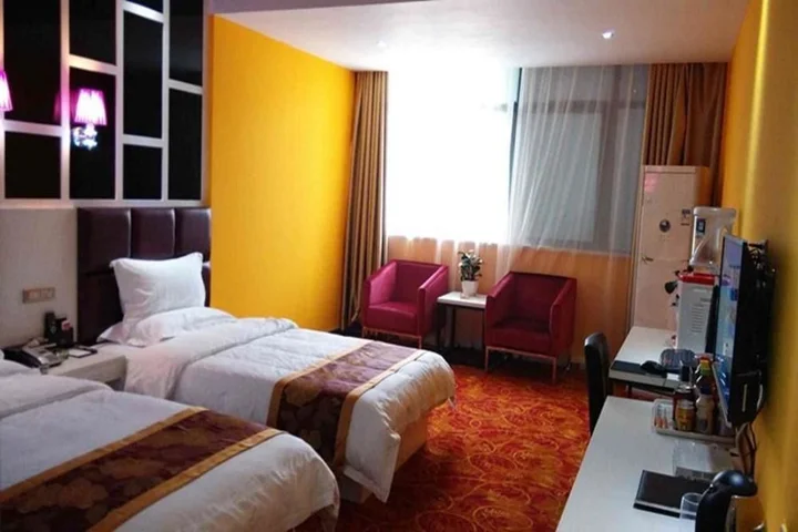 Лоян: Tiantian Fashion Hotel (Luoyang Longmen High-speed Railway Station)