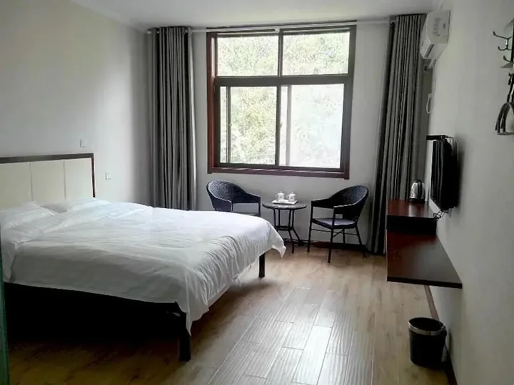 Лоян: Longyang Express Hotel