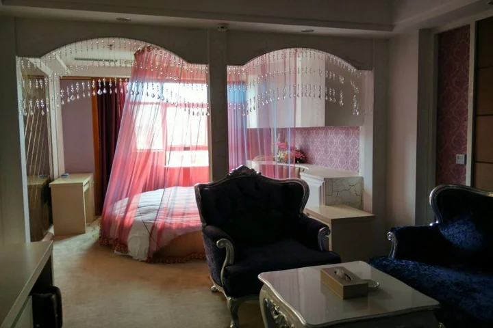 Цюйцзин: Xintiandi Hotel
