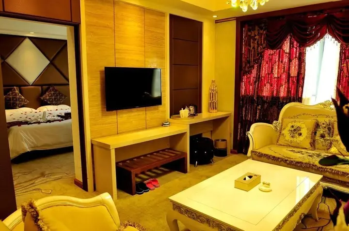 Цюйцзин: Xintiandi Hotel