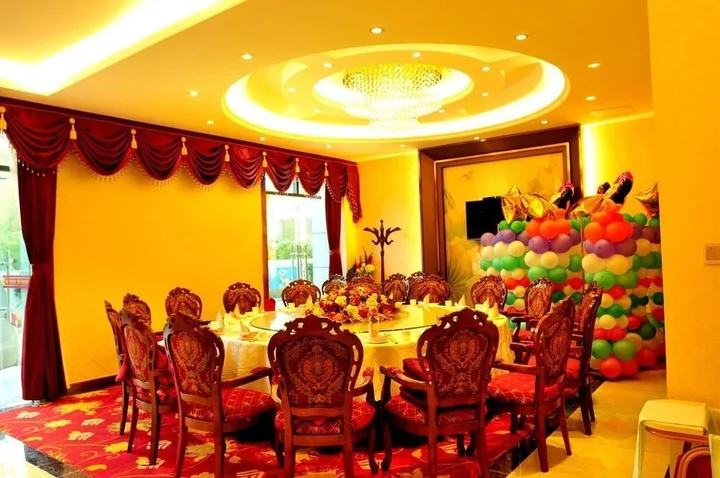 Цюйцзин: Xintiandi Hotel
