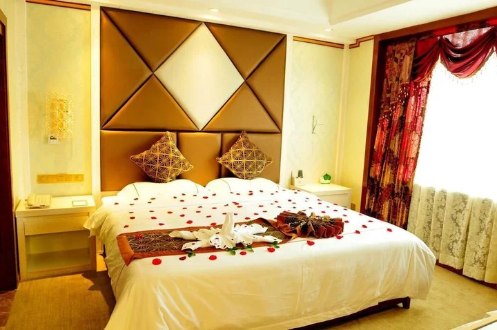 Цюйцзин: Xintiandi Hotel