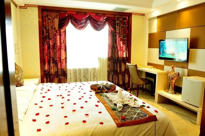 Цюйцзин: Xintiandi Hotel