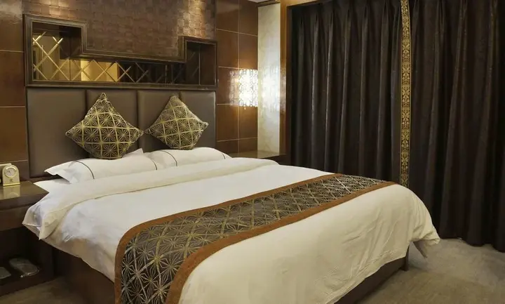 Цюйцзин: Xintiandi Hotel