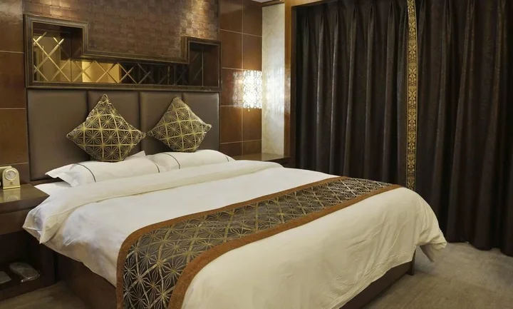 Цюйцзин: Xintiandi Hotel