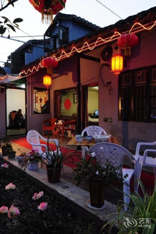 Цзясинь: Jiangnan'an Inn