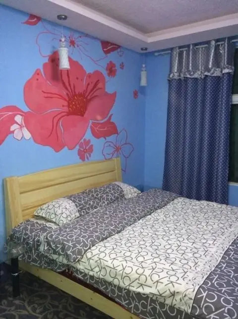 Фуян: Momo Hotel