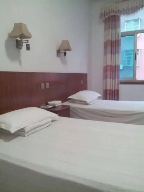 Шанграо: Yushan Yuwei Hotel