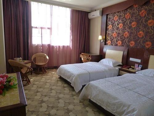 Юйси: XinYu Hotel