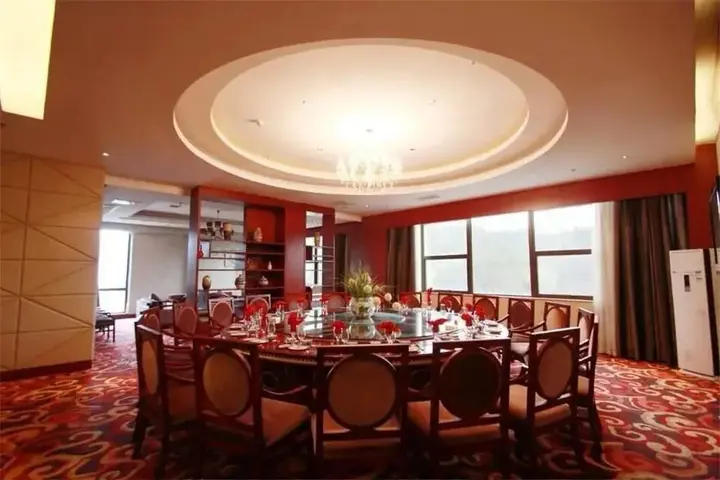 Чанша: Weishan Mountain Hot Spring Villa